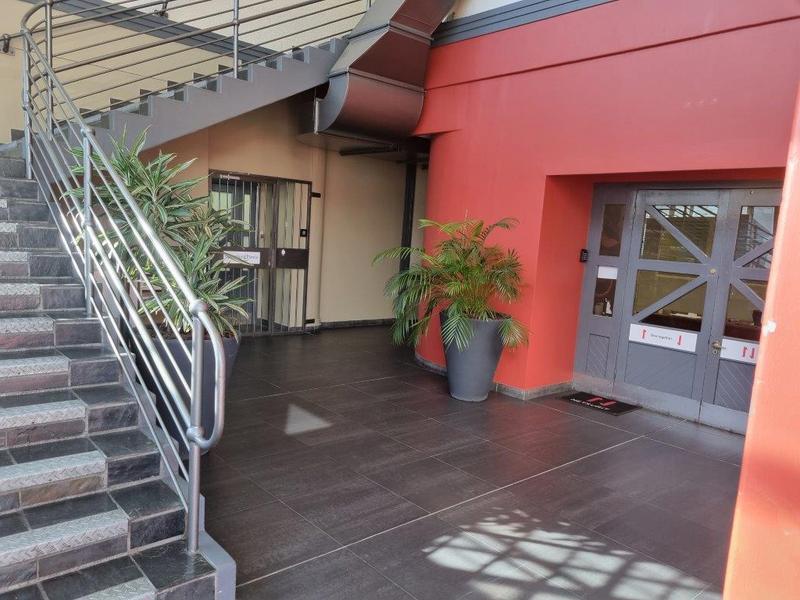 To Let commercial Property for Rent in Mowbray Western Cape